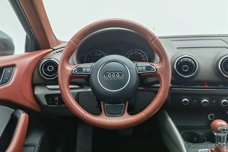 Audi A3 — фото 9