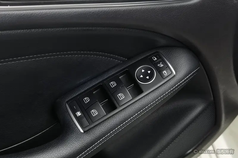 Mercedes-Benz B-Class — фото 17
