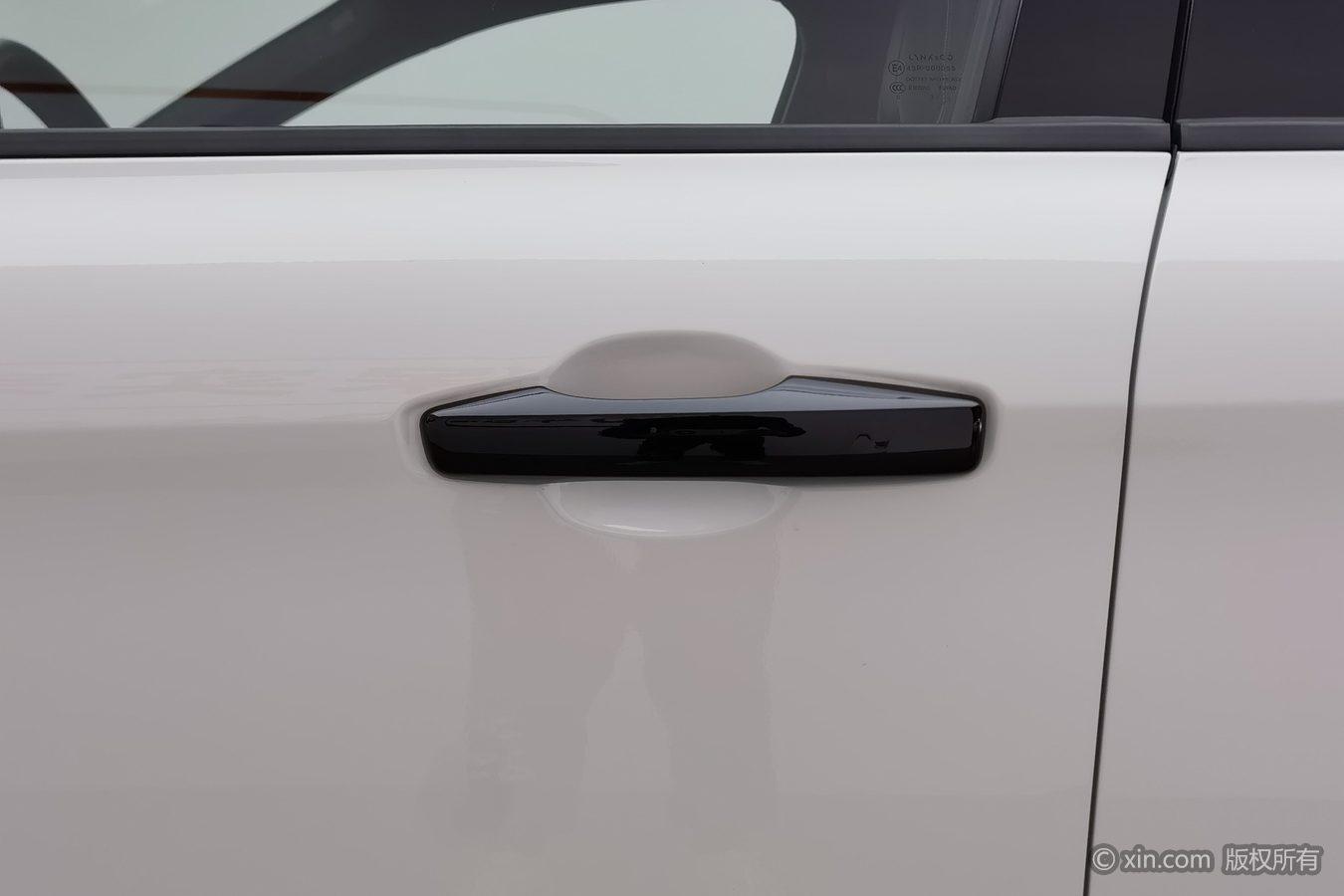 Lynk & Co 03 2023 1.5TD DCT Pro