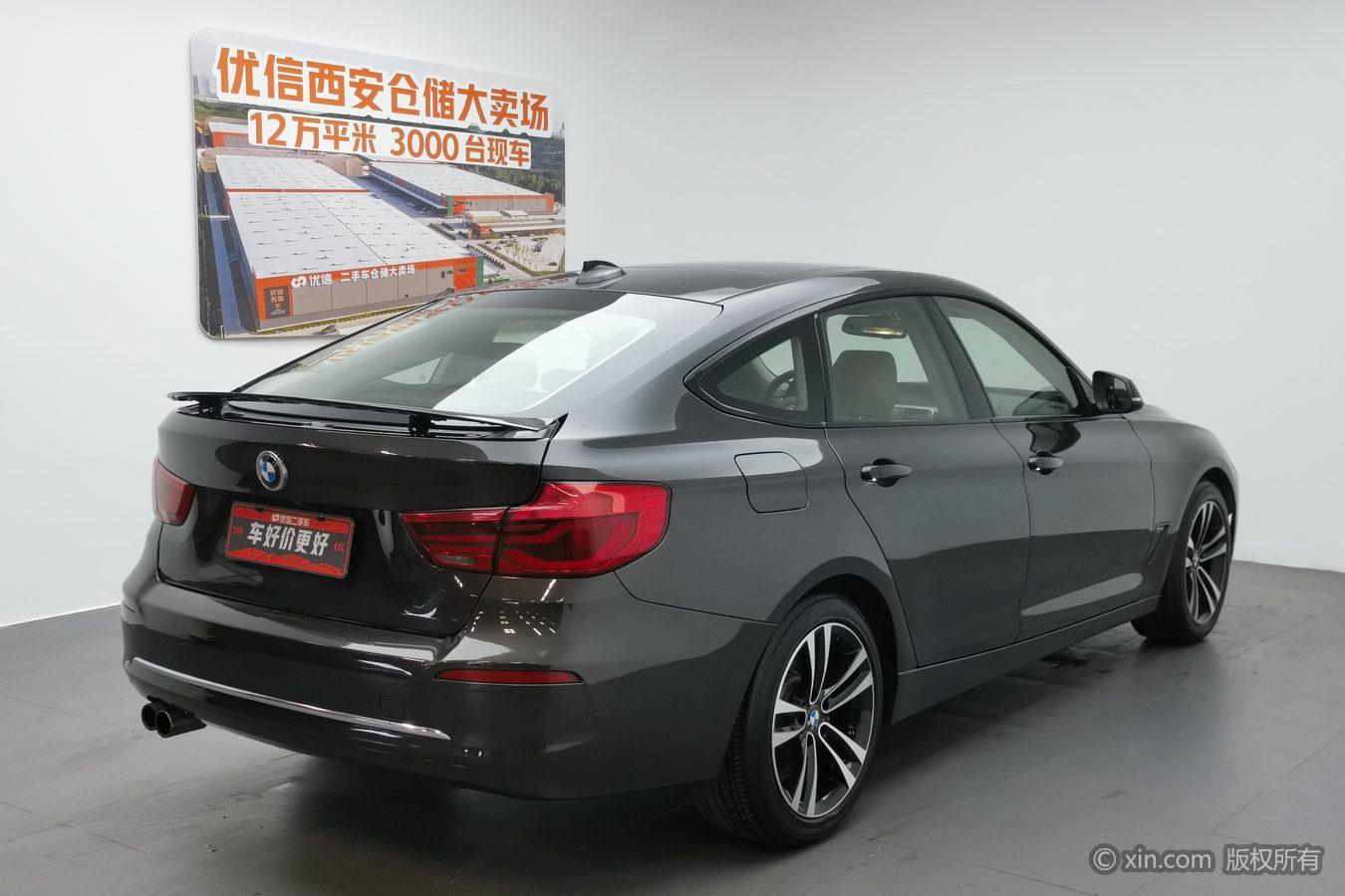 BMW 3 Series GT 3 GT 2019 320i Luxury
