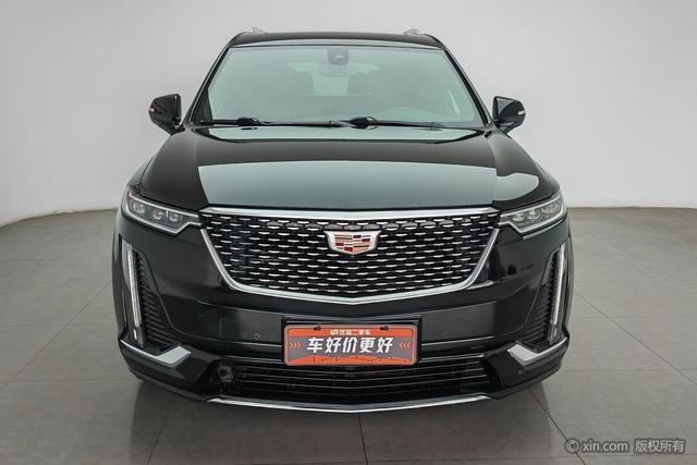Cadillac XT6 2021 28 T 4 WDLuxury — фото 2
