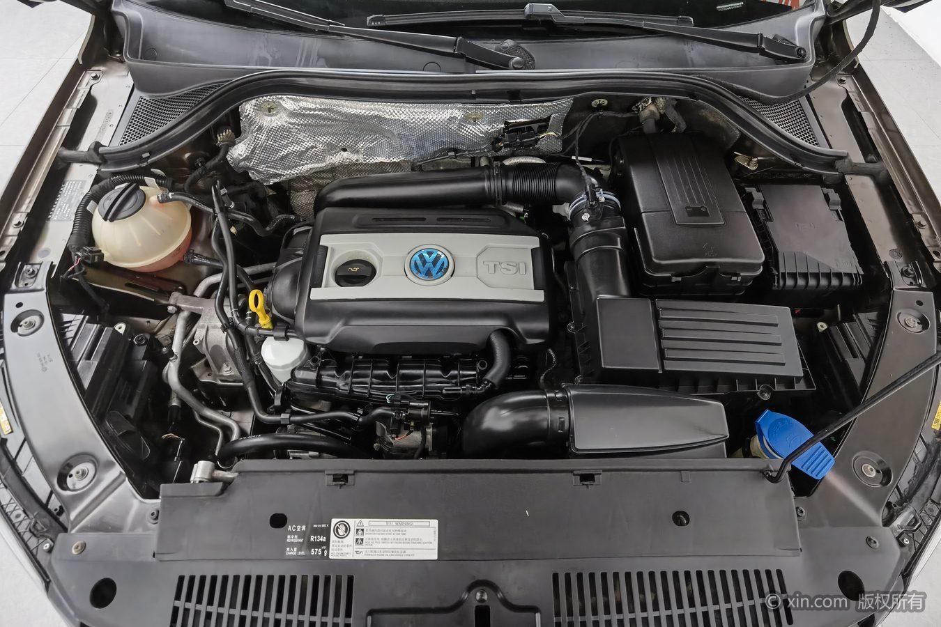 Volkswagen Tiguan 2016 300TSI AT Luxury