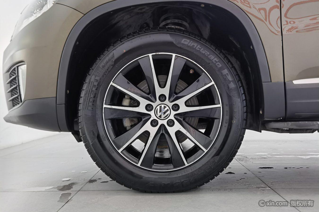 Volkswagen Tiguan 2016 300TSI AT Luxury