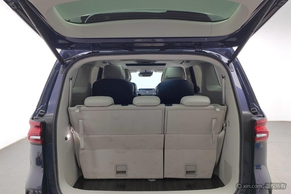 Roewe iMAX8, фото 23