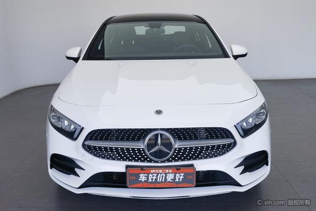Mercedes-Benz A-Class 2022 A 200 L — фото 2