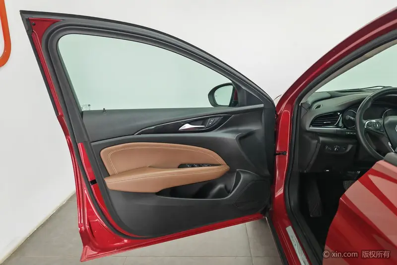 Buick Regal — фото 15