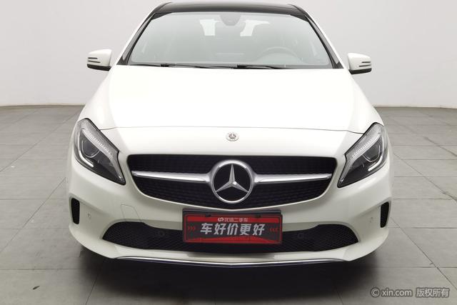 Mercedes-Benz A-Class 2018 A 200 — фото 2