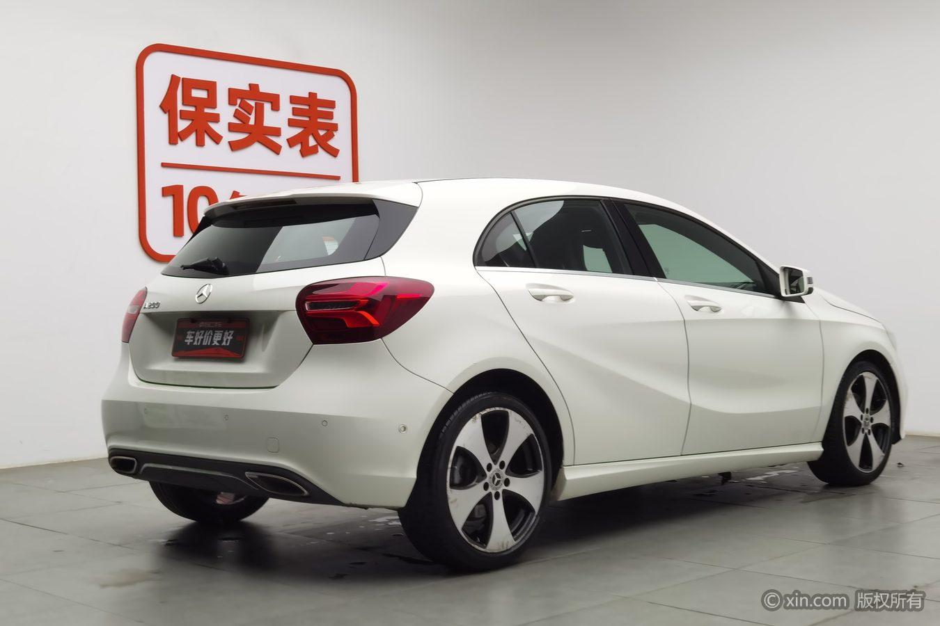 Mercedes-Benz A-Class A 2018 A 200 Fashion