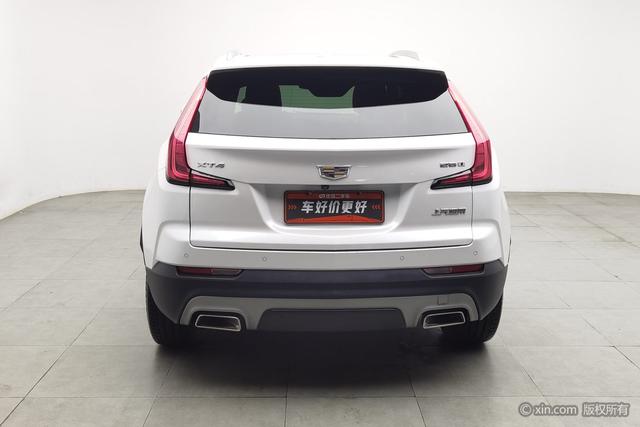 Cadillac XT4 2020 28 T 2 WDLeading — фото 3