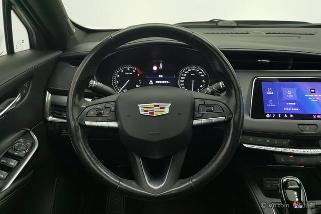 Cadillac XT4 2020 28 T 2 WDLeading — фото 14