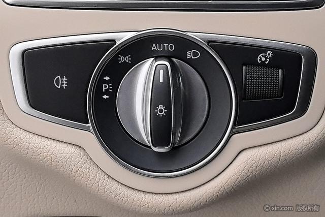 Mercedes-Benz V-Class 2021 V 260 L — фото 15