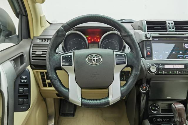 Toyota Prado 2015 2.7 L AT — фото 14