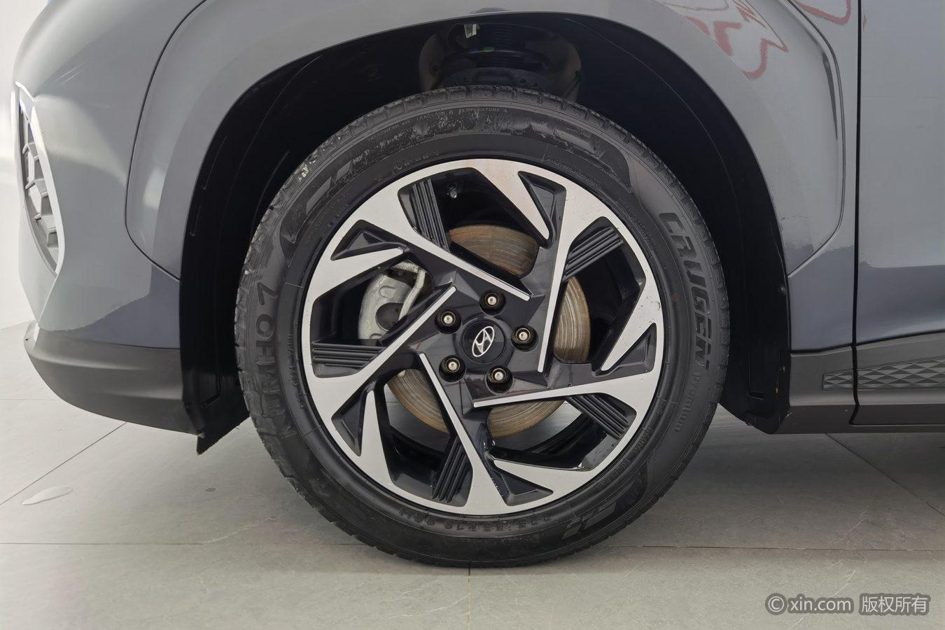 Hyundai Custo 2021 380TGDi Luxury LUX Premium