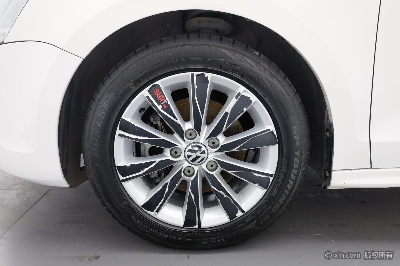 Volkswagen Sagitar 2014 1.4TSI MT Luxury