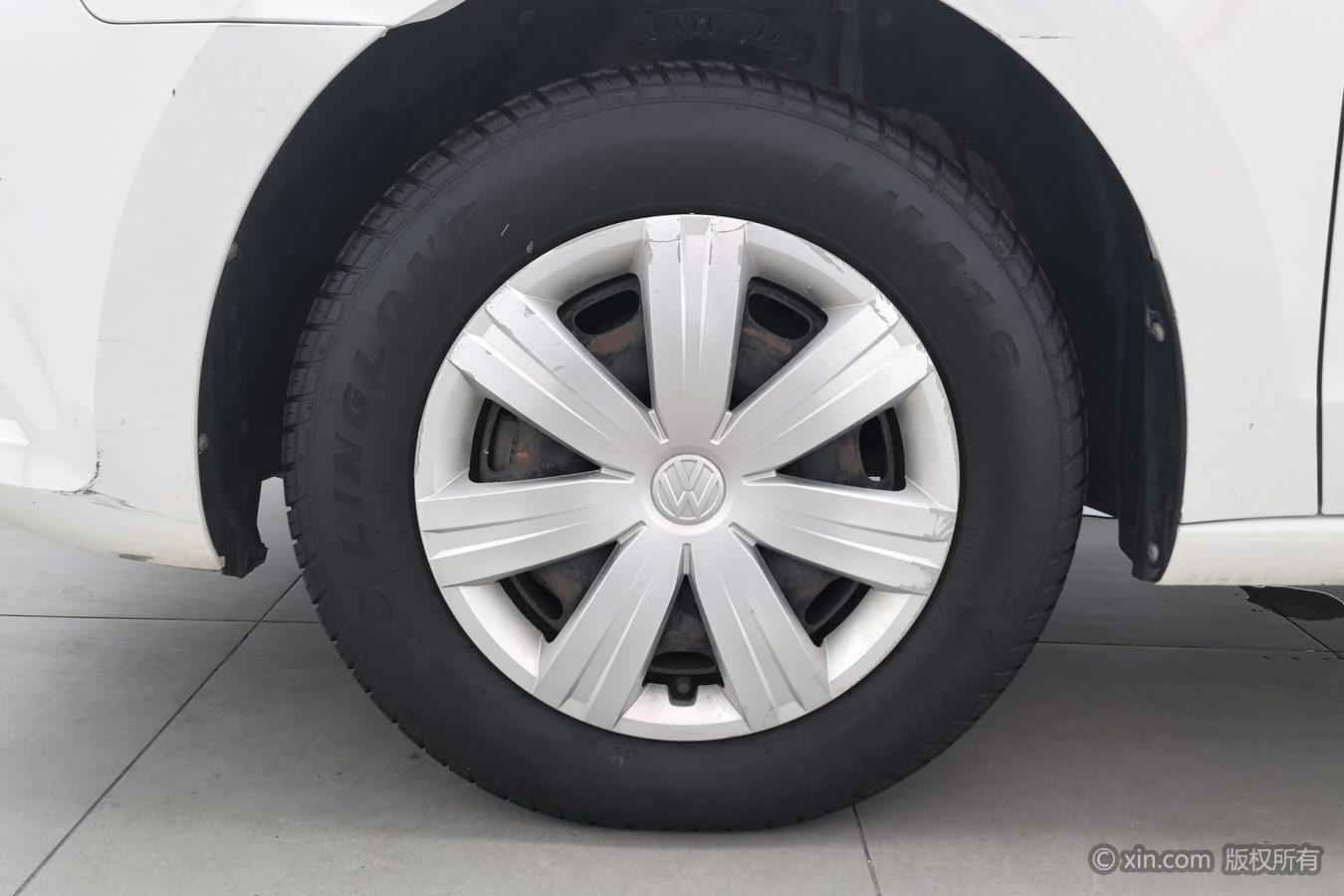 Volkswagen Jetta 2015 1.6L MT Fashion