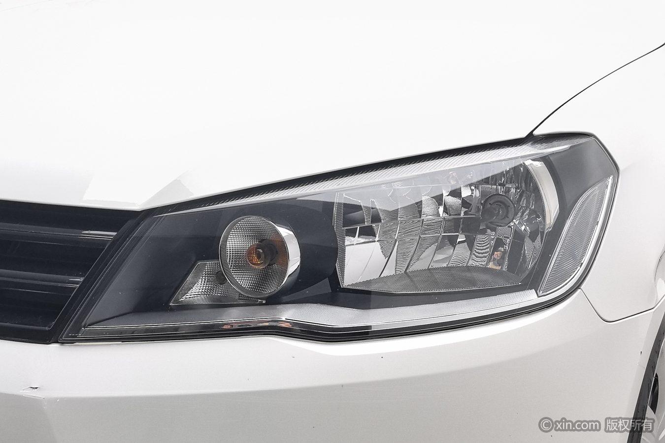 Volkswagen Jetta 2015 1.6L MT Fashion