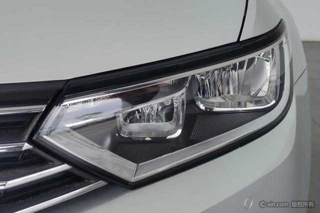 Volkswagen Magotan 2017 330 TSI DSG Leading — фото 7