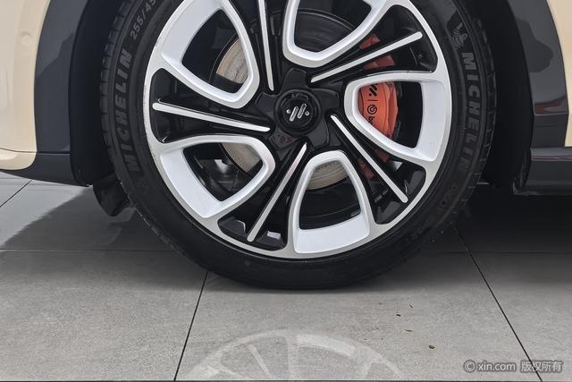 Zhiji Automobile Zhiji LS7 id 3823228 из Китая 9