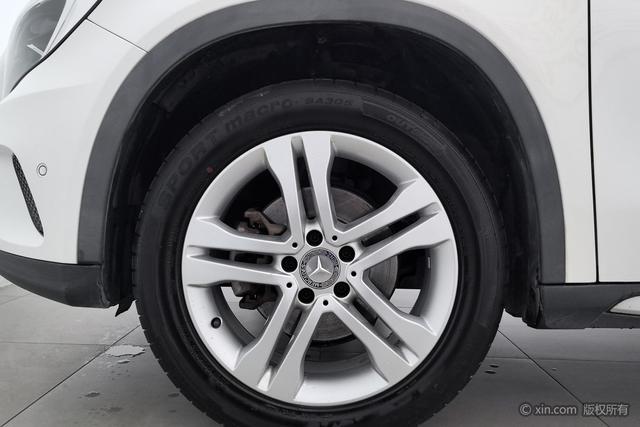 Mercedes-Benz GLA 2016 GLA 200 — фото 8