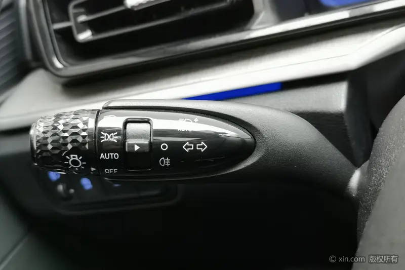 Hyundai Custin — фото 11