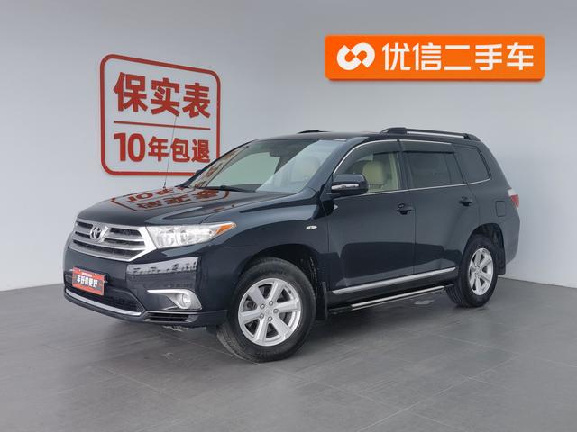 Toyota Kluger 2012 года выпуска