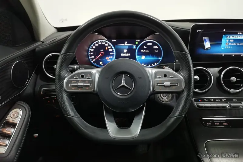 Mercedes-Benz C-Class — фото 10