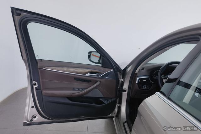 BMW 5 series id 4320808 из Китая 7