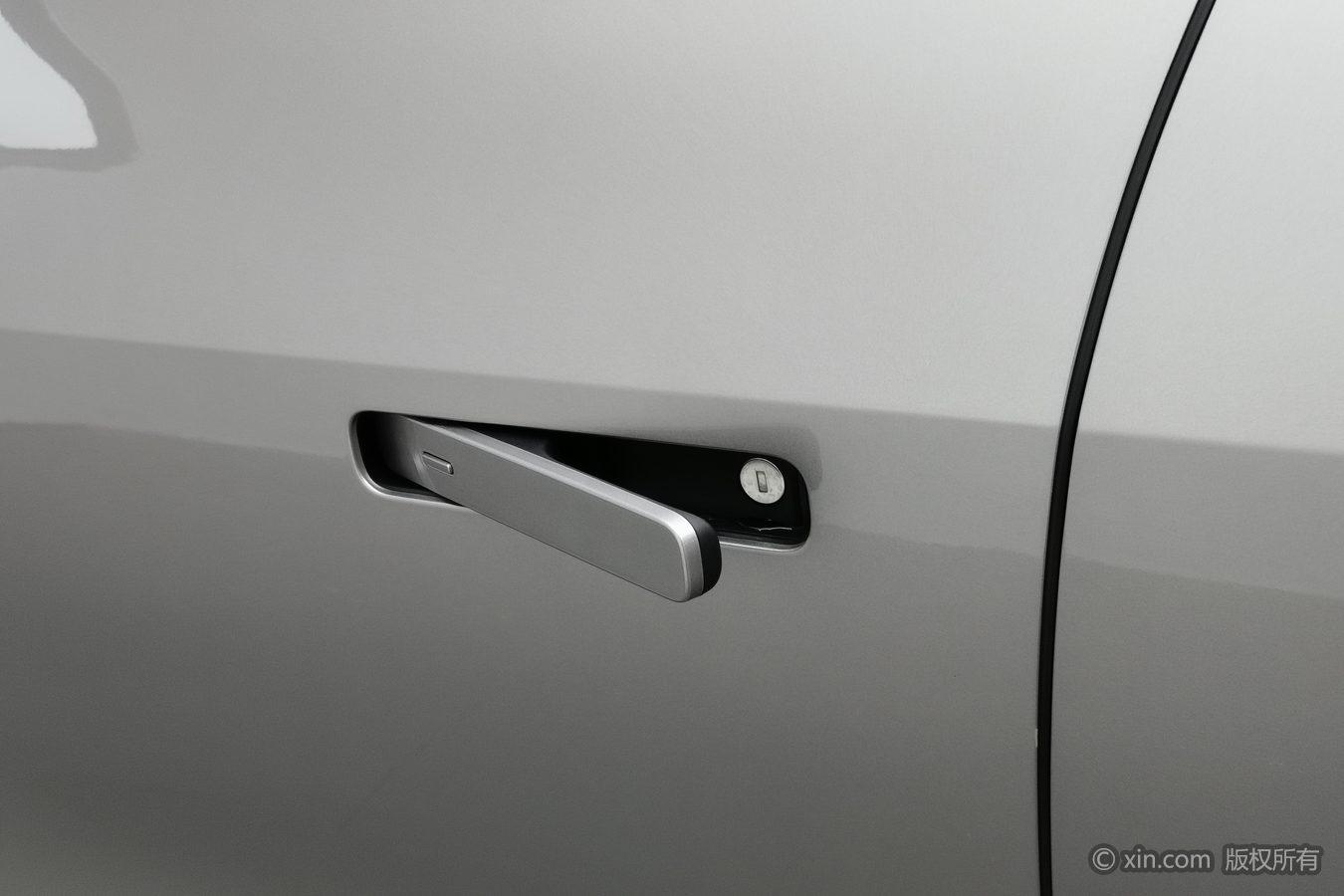 Roewe RX9 2023 2.0TGI