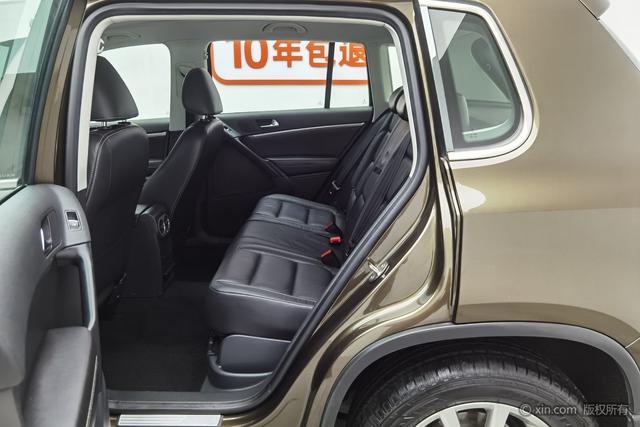 Volkswagen Tiguan 2016 300 TSI AT 2 WD — фото 19