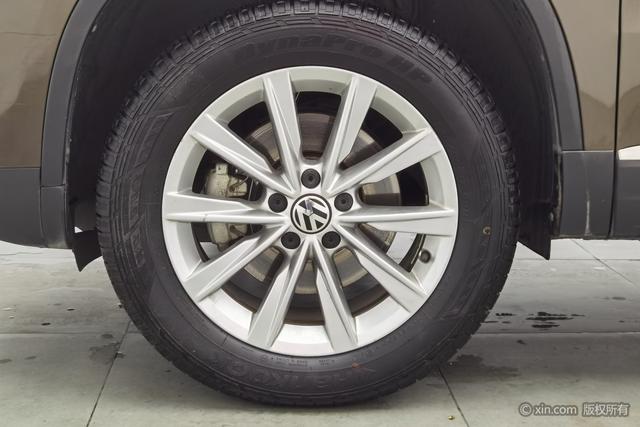 Volkswagen Tiguan 2016 300 TSI AT 2 WD — фото 8