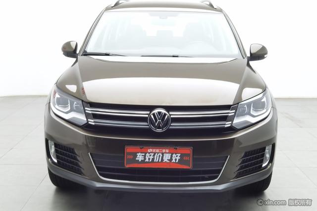 Volkswagen Tiguan 2016 300 TSI AT 2 WD — фото 2
