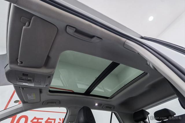 Volkswagen T-Roc 2022 280 TSI DSG 2 WD PLUS — фото 20