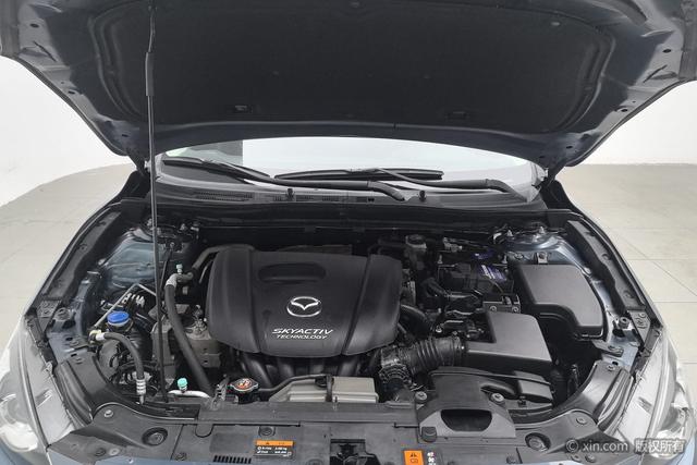 Mazda 3 2016 1.5 L MTLuxury — фото 5