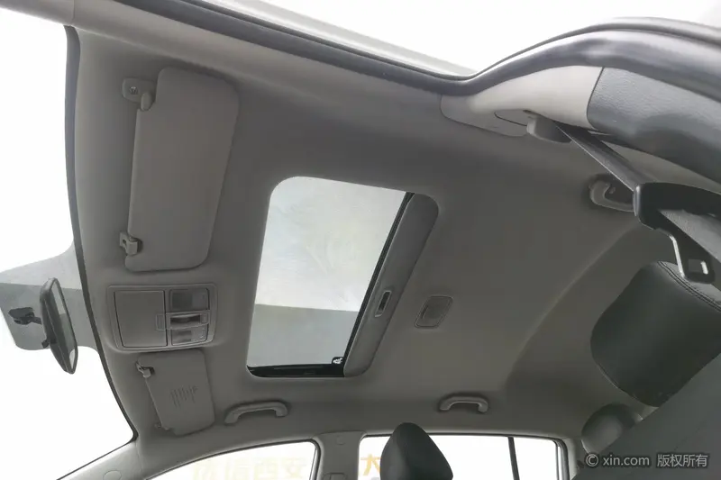 Kia Sportage — фото 14