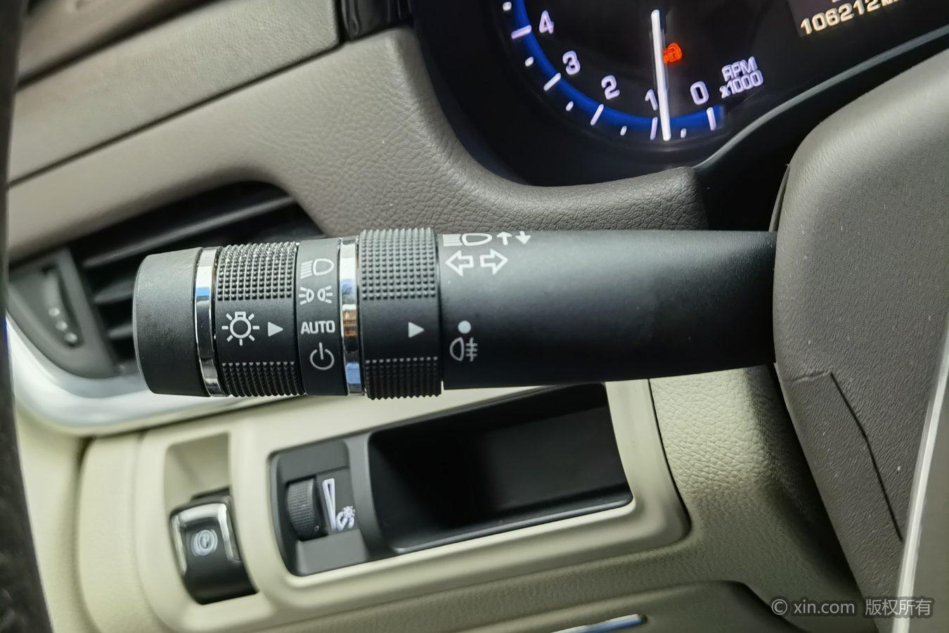 Cadillac XTS 2015 28T Комфорт