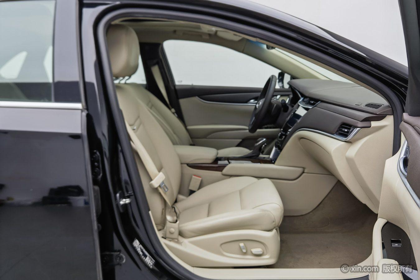 Cadillac XTS 2015 28T Комфорт