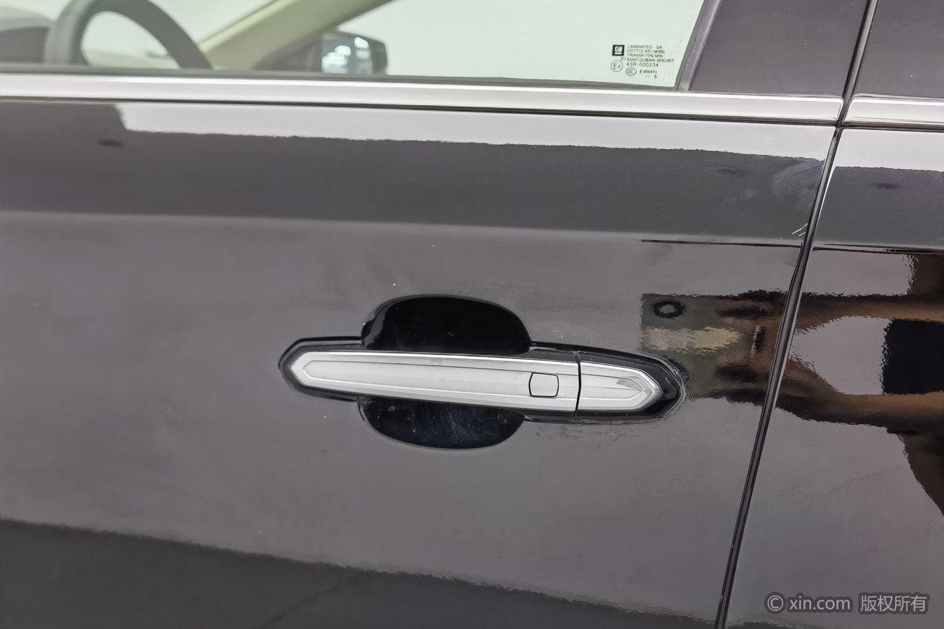 Cadillac XTS 2015 28T Комфорт