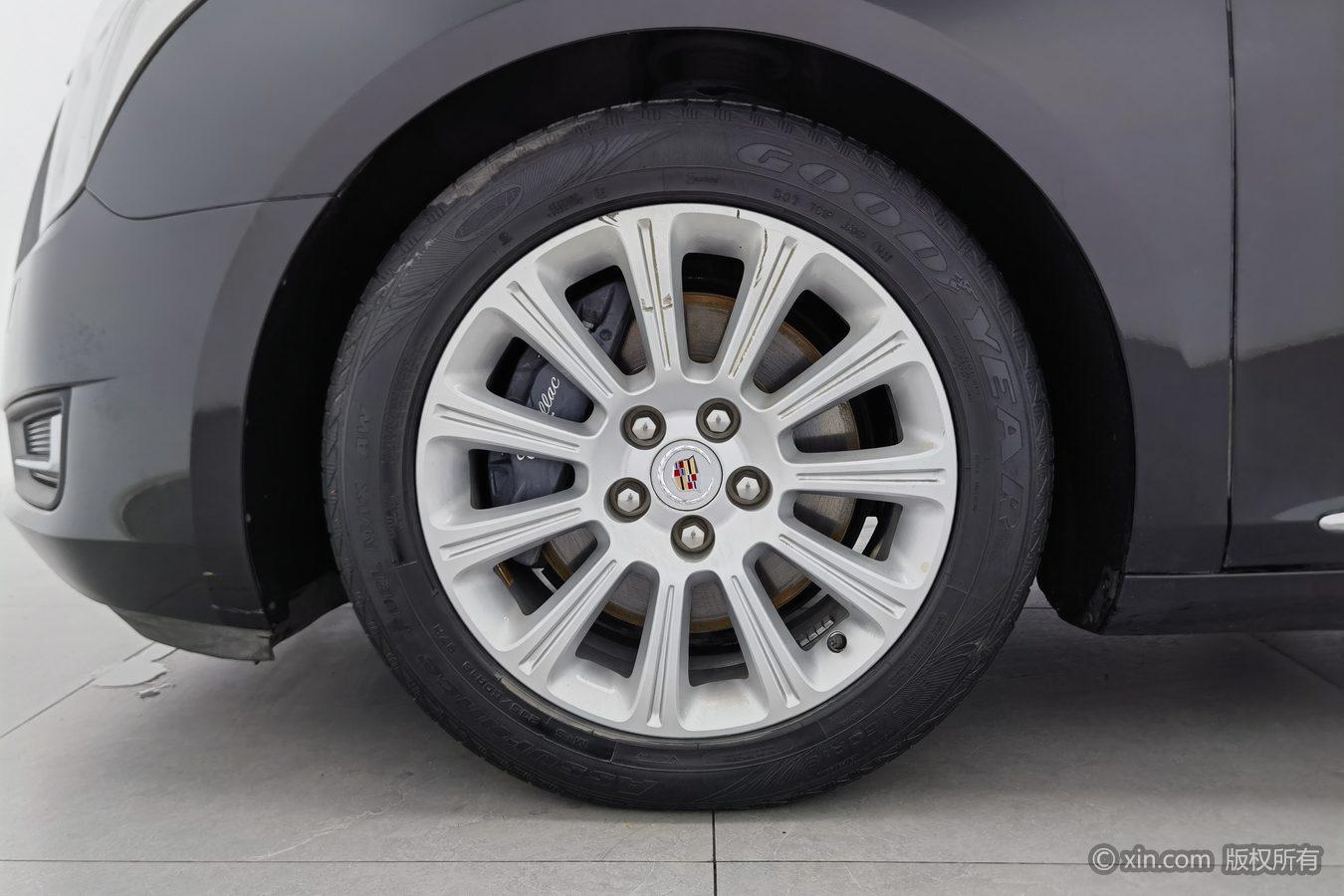 Cadillac XTS 2015 28T Комфорт