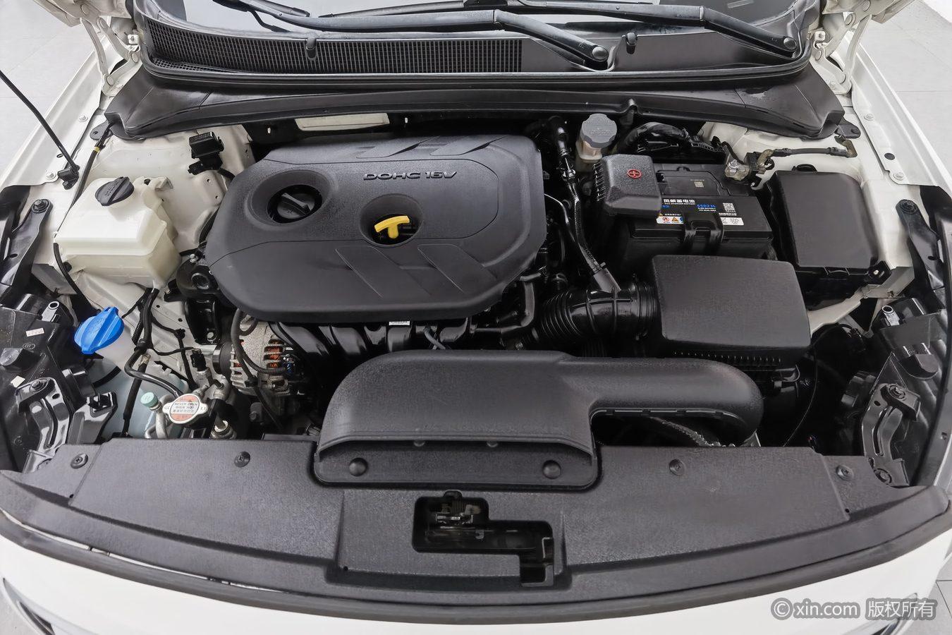 Hyundai Mistra 2016 1.6T AT GLS