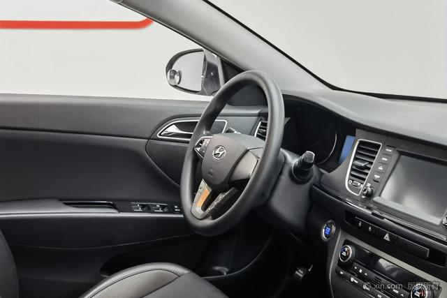 Hyundai Mistra 2016 1.6 T AT GLS — фото 16