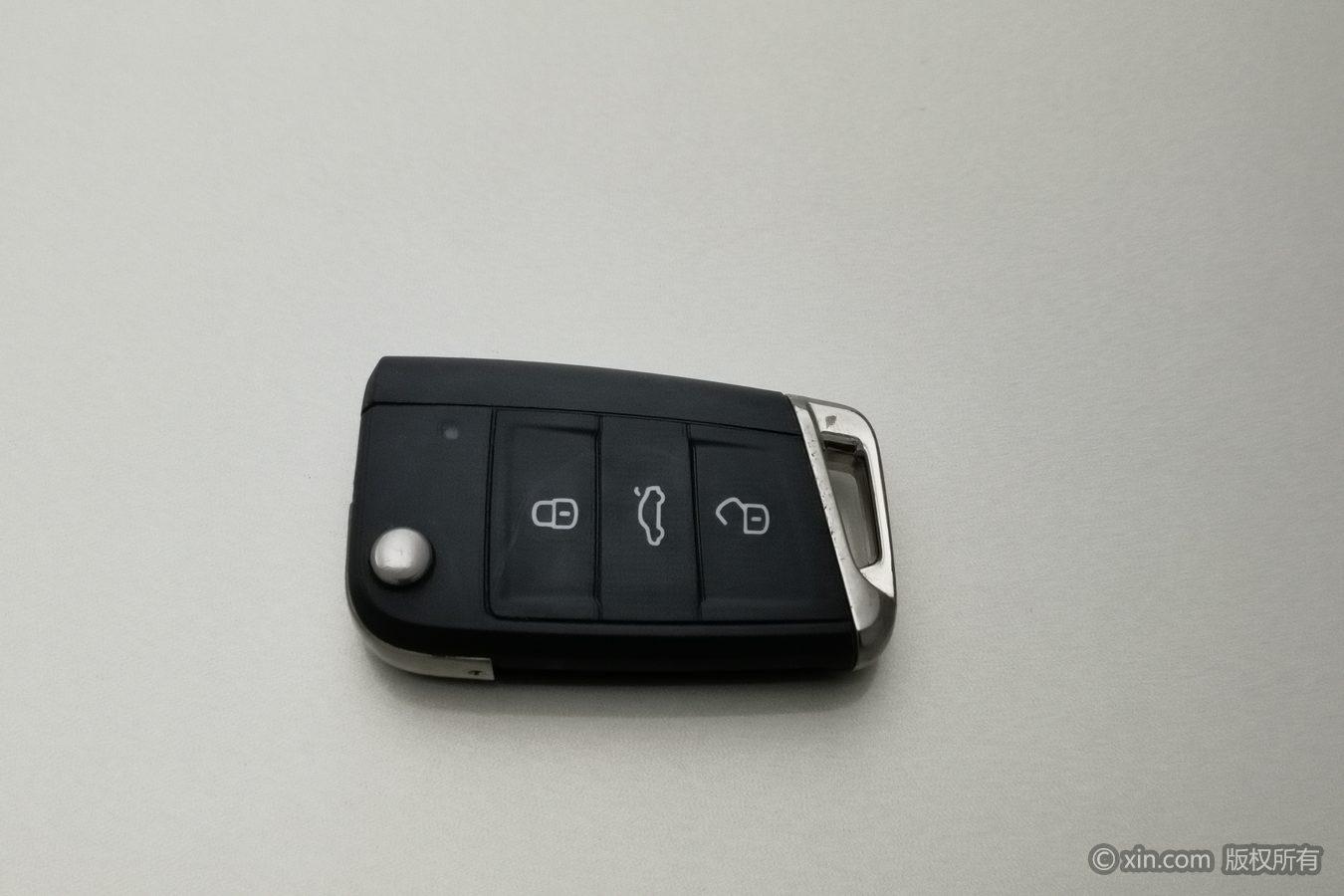 Volkswagen Tiguan L L 2022 330TSI AT R-Line
