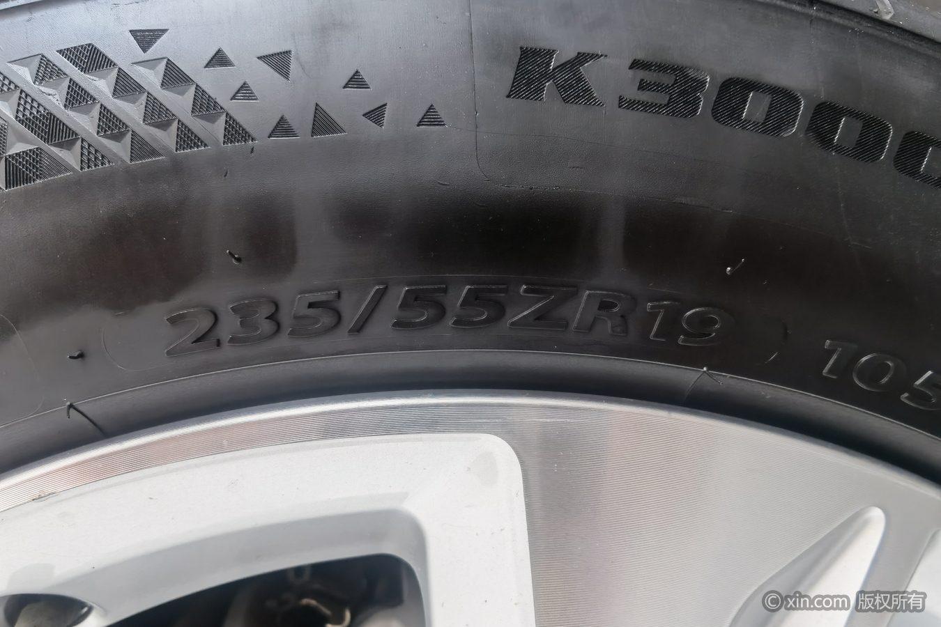 Audi Q5L id 4451678 из Китая 14