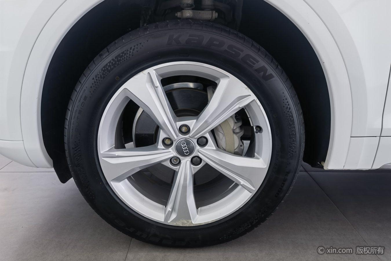 Audi Q5L id 4451678 из Китая 15
