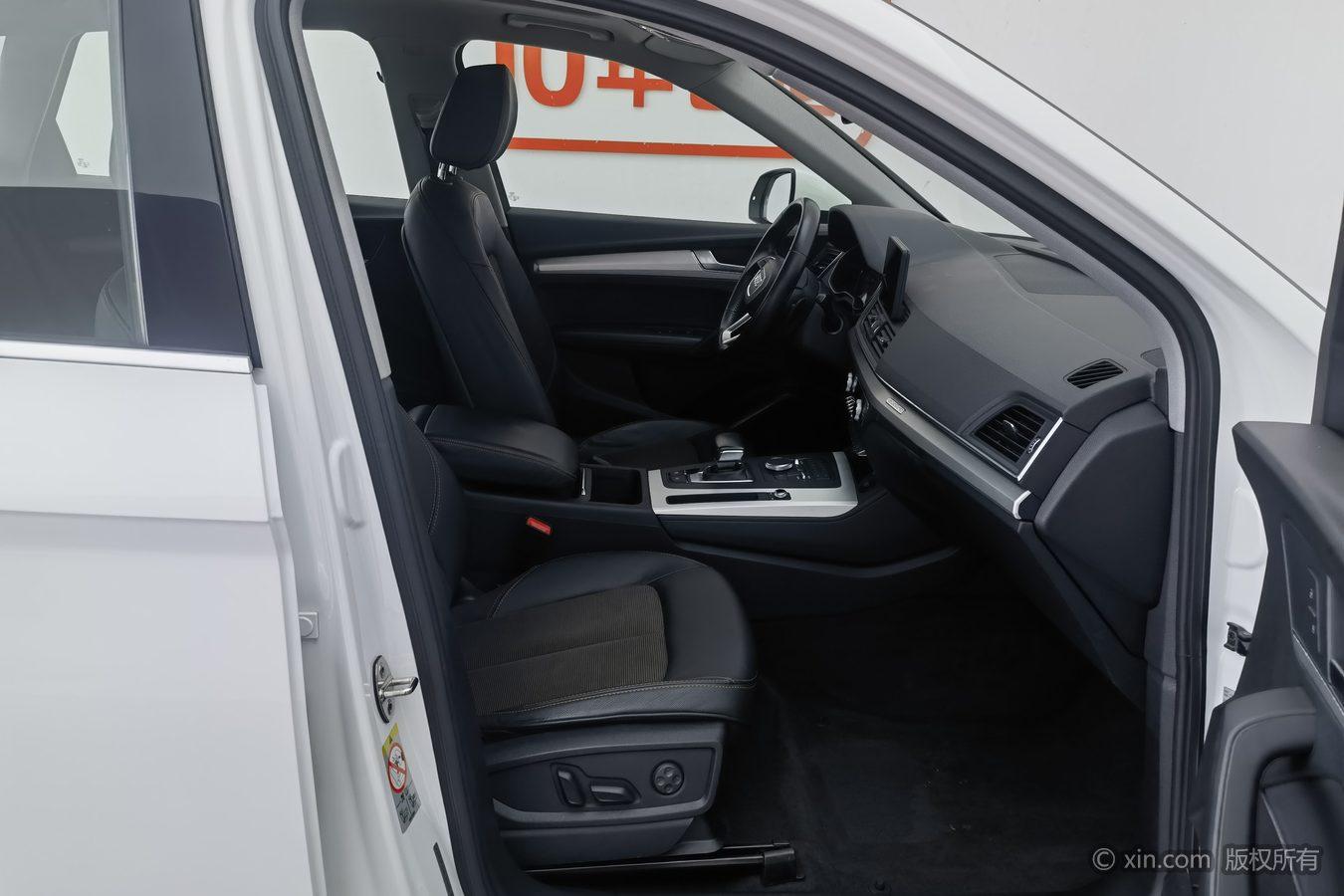 Audi Q5L id 4451678 из Китая 18