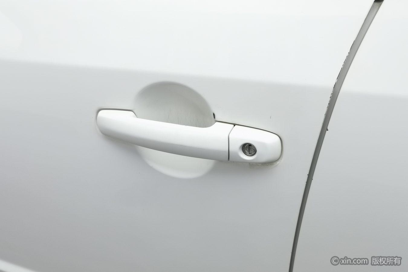 Suzuki SX4 2013 1.6L MT