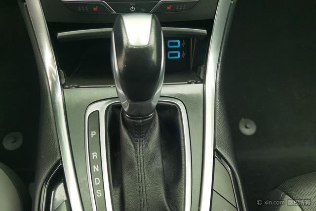 Ford Edge 2018 Eco Boost 245 4 WDSport 7 V — фото 16