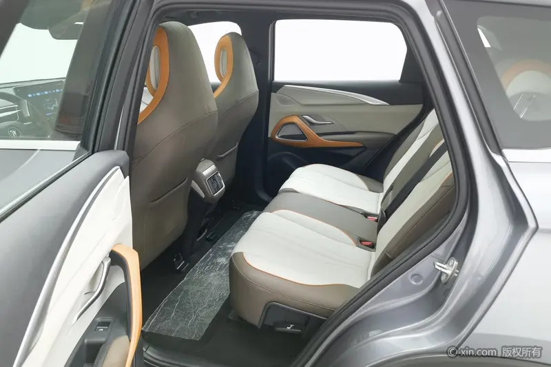 BYD Song Pro — фото 14