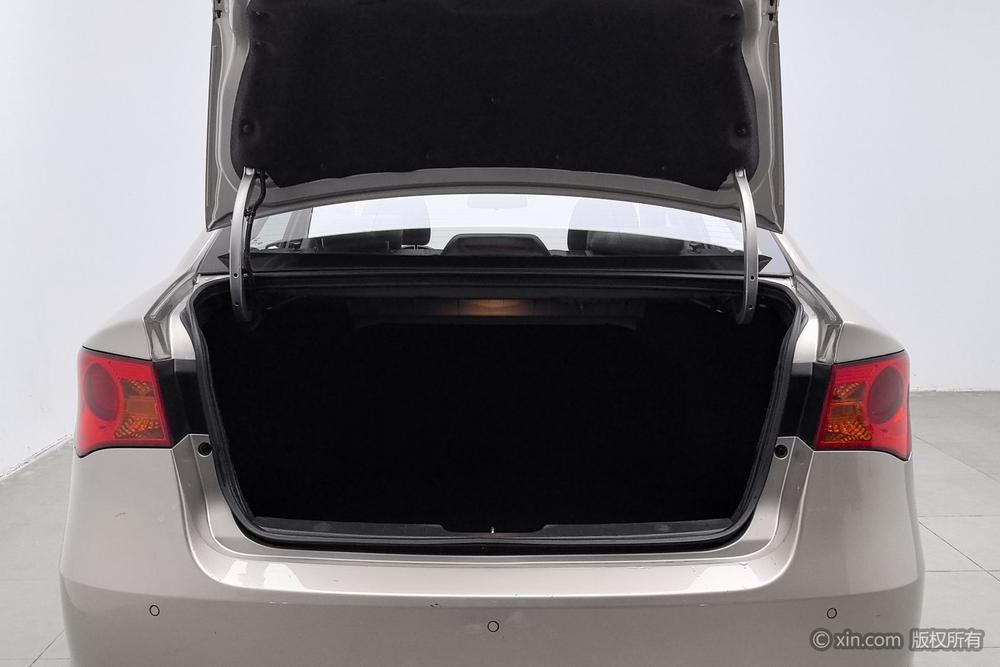 Roewe 350, фото 23