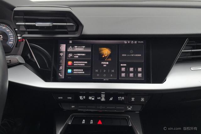 Audi A3 2021 A 3 L Limousine 35 TFSI Sport — фото 13