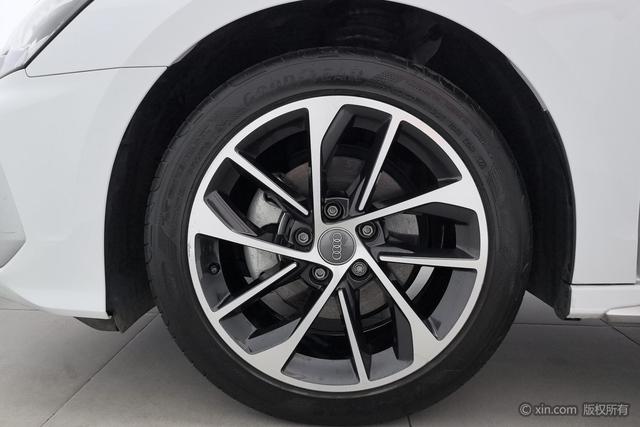 Audi A3 2021 A 3 L Limousine 35 TFSI Sport — фото 8